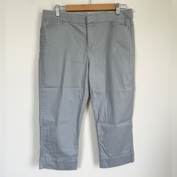 Grey Bandolino capris - Picture 2 of 4